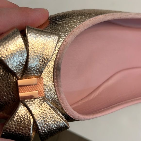 TED BAKER PINK METALLIC FLATS SIZE 8 - Picture 12 of 17